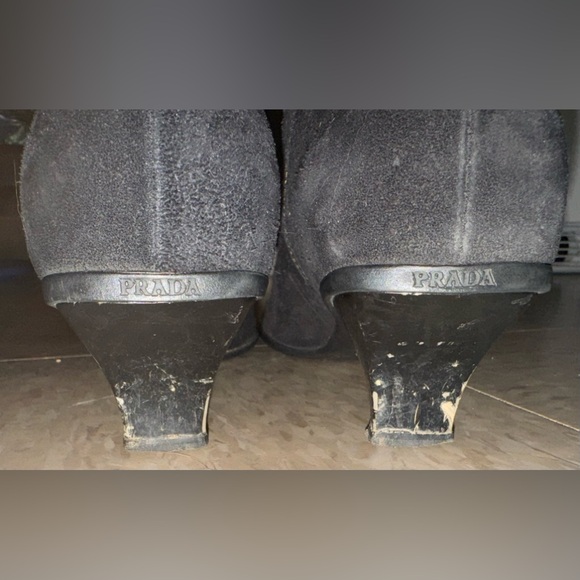 Prada Suede Moto Boots with Kitten Heels in Black size 37.5 - Picture 15 of 16